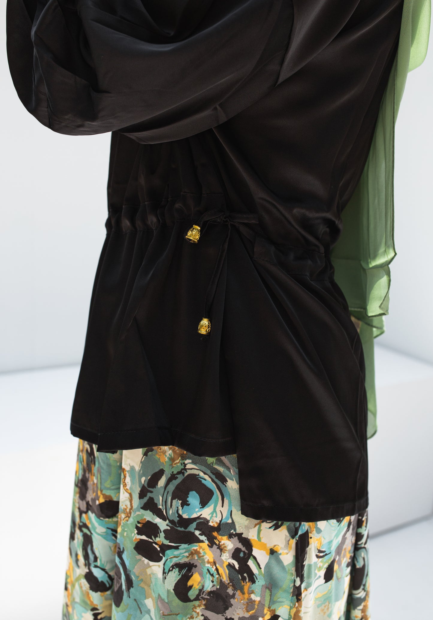بلوزة سواريه ستان BL-23-646
