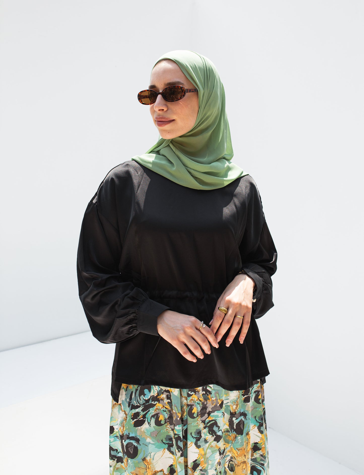 بلوزة سواريه ستان BL-23-646